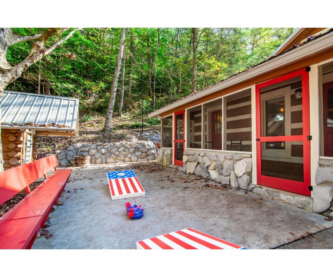 Beary Relaxing Cabin - Rustic With Outdoor Patio 汤森德 外观 照片